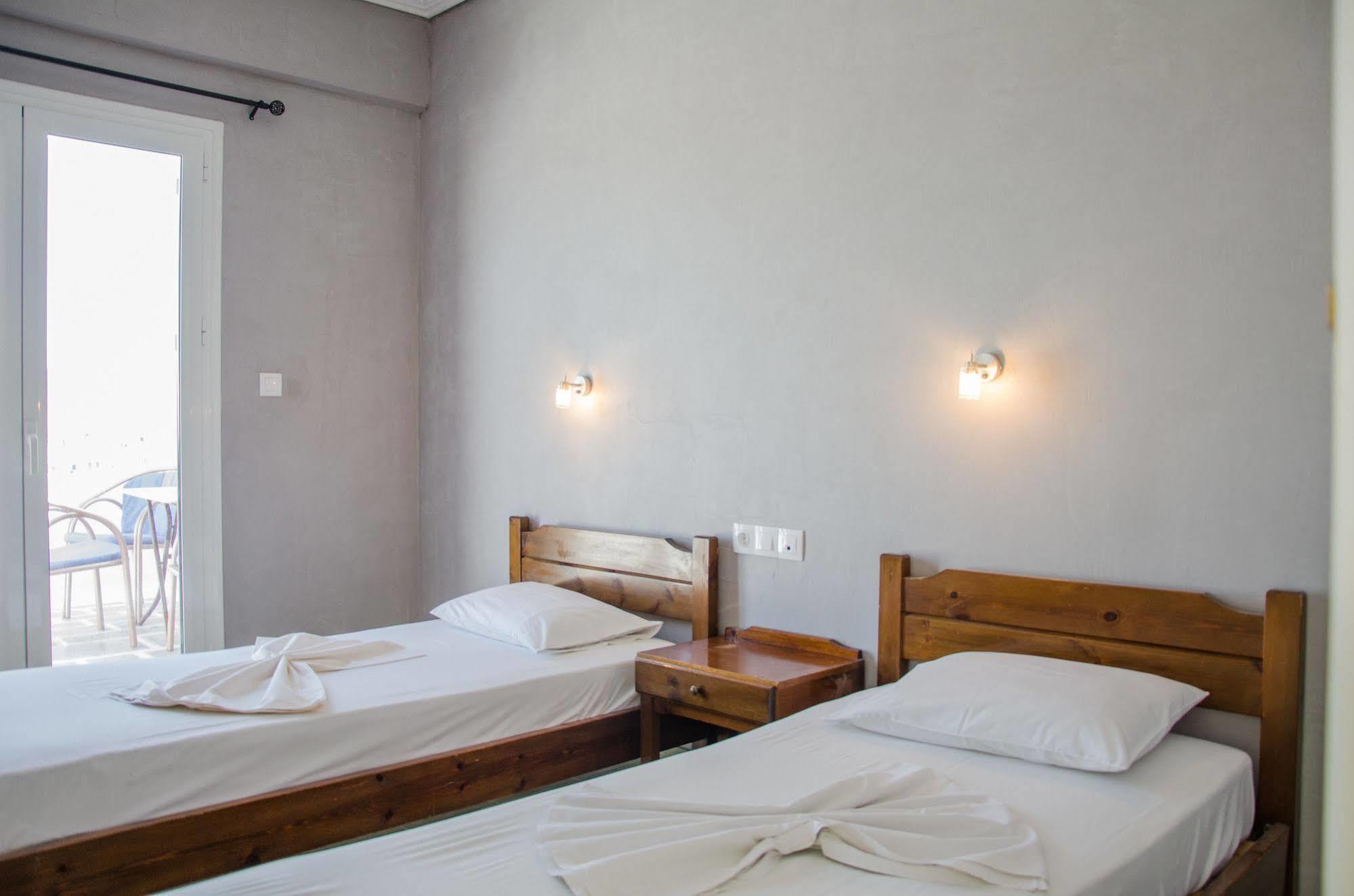 George & Irene Hotel Chora  Buitenkant foto