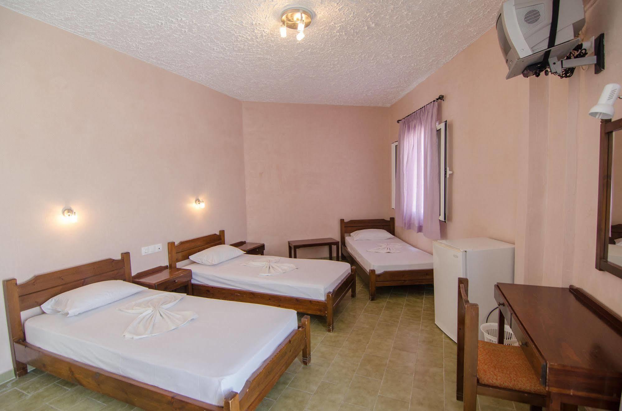 George & Irene Hotel Chora  Buitenkant foto